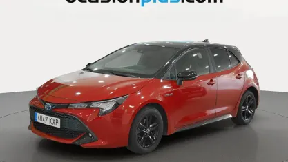 Occasion Toyota Corolla Active 122 PK (89 kW) 2019 Rood Hatchback