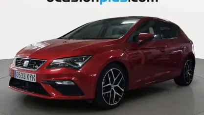 Usado Seat Leon FR 150 CV (110 kW) 2019 Rojo Utilitario
