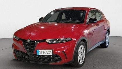 Używany Alfa Romeo Sprint Sprint 130 KM (95 kW) 2022 Czerwony Coupe
