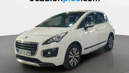 Usado Peugeot 3008 Style 130 CV (95 kW) 2016 Blanco