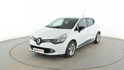 Używany Renault Clio IV LIMITED 90 KM (66 kW) 2015 Biały Sedan/Limuzyna