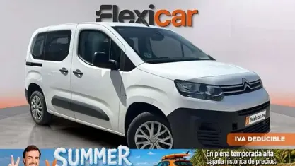 Usado Citroën Berlingo Live 102 CV (75 kW) 2022 Blanco Monovolumen