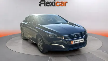 Usado Peugeot 508 Active 120 CV (88 kW) 2017 Berlina