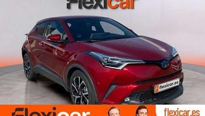 Käytetty Toyota C-HR Active 122 HP (89 kW) 2019 Punainen Katumaasturi