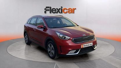 Usado Kia Niro 141 CV (103 kW) 2019 Rojo SUV