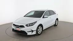 Usado 2023 Kia Ceed Berlina | 17.599 € (Buen precio)