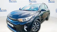 Negro Usado 2022 Kia Stonic SUV | 18.900 € (Precio justo)