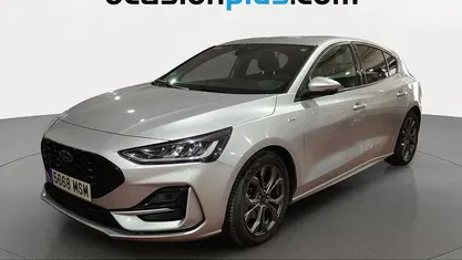 Usado Ford Focus ST-Line 155 CV (114 kW) 2024 Gris plata Utilitario