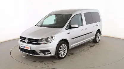 Usado VW Caddy Maxi Trendline 102 CV (75 kW) 2019 Gris / plata Monovolumen