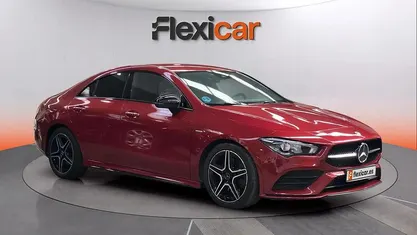 Usado Mercedes CLA200 150 CV (110 kW) 2021 Burdeos Coupe