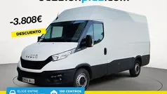Blanco Usado 2023 Iveco Daily Berlina | 28.800 € (Precio justo)