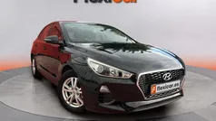Negro Usado 2017 Hyundai i30 Berlina | 11.790 € (Precio justo)