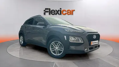 Usado Hyundai Kona 120 CV (88 kW) 2020 Gris SUV