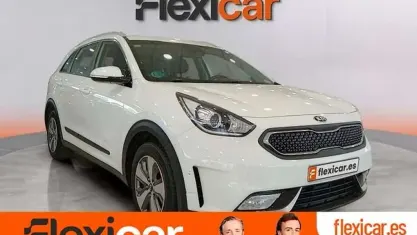 Usado Kia Niro 141 CV (103 kW) 2018 Blanco SUV