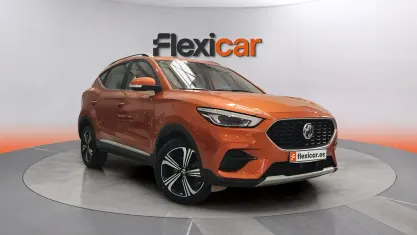 Usado MG ZS Comfort 106 CV (77 kW) 2023 Naranja SUV