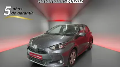 Usado Toyota Yaris Business Edition 116 CV (85 kW) 2024 Marrón Utilitario