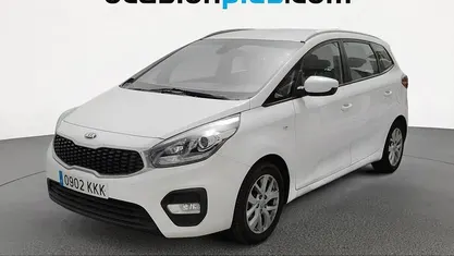 Usado Kia Carens 136 CV (100 kW) 2018 Blanco Monovolumen