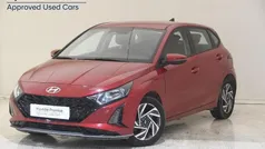 Rojo Nuevo 2024 Hyundai i20 Berlina | 20.490 € (Precio justo)