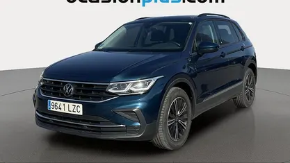 Usado VW Tiguan Life 150 CV (110 kW) 2022 Azul SUV