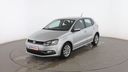 Usado VW Polo Advance 90 HP (66 kW) 2017 Prateado Sedan