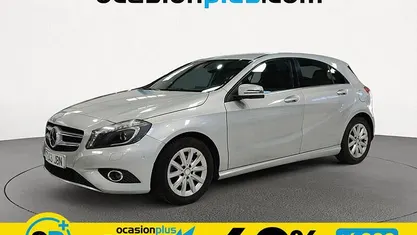 Usado Mercedes A180 Style 109 CV (80 kW) 2013 Utilitario