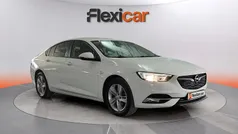 Blanco Usado 2019 Opel Insignia Selective Familiar | 12.890 € (Precio justo)