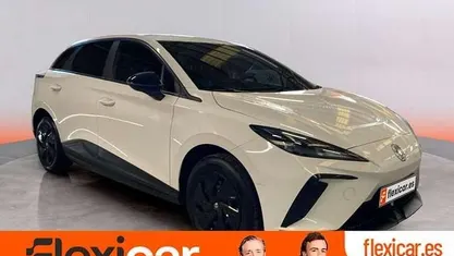 Usado MG MG4 EV 125 kW (170 CV) 2023 Blanco Utilitario
