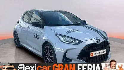Usado Toyota Yaris Hybrid Sport 116 CV (85 kW) 2022 Utilitario