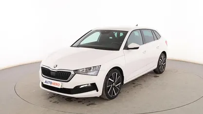 Usado Skoda Scala Ambition 116 HP (85 kW) 2019 Branco Citadino