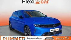 Azul Usado 2023 Opel Astra Elegance Berlina | 24.990 € (Precio justo)
