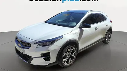 Usado Kia XCeed 141 CV (103 kW) 2022 Blanco SUV