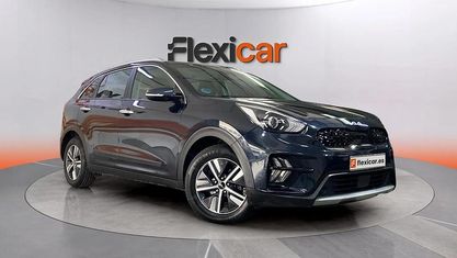 Usado Kia Niro 141 HP (103 kW) 2022 Azul SUV