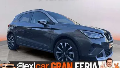 Usado Seat Arona Xperience 150 CV (110 kW) 2024 Gris SUV