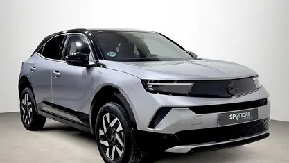 Käytetty Opel Mokka 136 HP (100 kW) 2025 Harmaa Katumaasturi