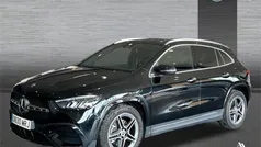 Negro cosmos Usado 2024 Mercedes GLA200 AMG line SUV | 44.400 € (Precio justo)