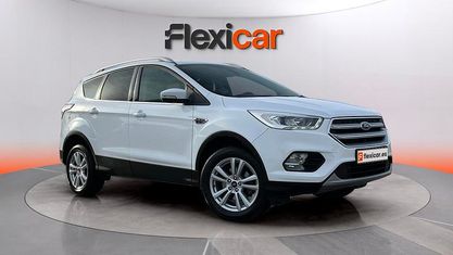 Usado Ford Kuga Trend+ 150 CV (110 kW) 2018 Blanco SUV
