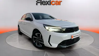 Usado Opel Corsa 101 CV (74 kW) 2024 Berlina