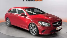Rojo Usado 2017 Mercedes CLA220 Shooting Brake Familiar | 22.090 € (Buen precio)