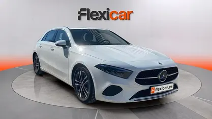 Usado Mercedes A200 150 CV (110 kW) 2024 Blanco Berlina