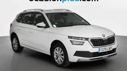 Usado Skoda Kamiq Ambition 110 CV (80 kW) 2021 Blanco SUV