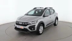 Gris Usado 2024 Dacia Sandero Expression Utilitario | 16.299 € (Precio justo)