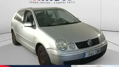 Käytetty VW Polo Highline 80 HP (58 kW) 2003 Harmaa Sedan