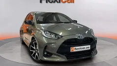 Gris Usado 2021 Toyota Yaris Hybrid Active Berlina | 18.190 € (Precio justo)