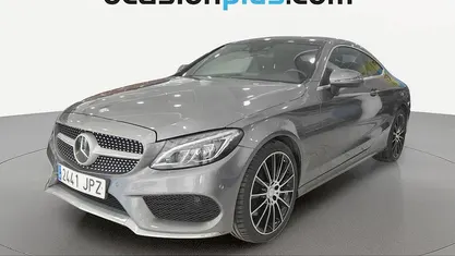 Usado Mercedes C300 AMG line 245 CV (180 kW) 2016 Gris Coupe