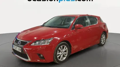 Usado Lexus CT200h Executive Line 136 CV (100 kW) 2016 Rojo Utilitario