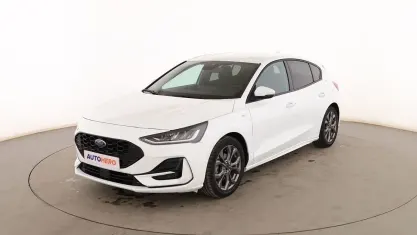Usado Ford Focus ST-Line 125 CV (91 kW) 2022 Blanco Berlina