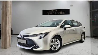 Plateado Usado 2022 Toyota Corolla Business Edition Familiar | 16.990 € (Buen precio)