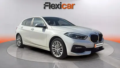 Usado BMW 118 140 CV (102 kW) 2020 Blanco Utilitario