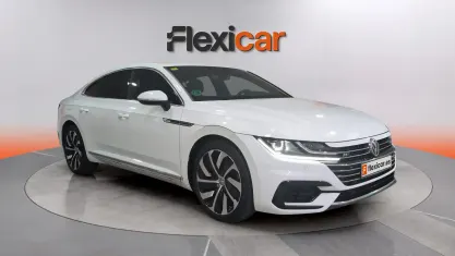 Usado VW Arteon R-line 150 CV (110 kW) 2018 Blanco Utilitario