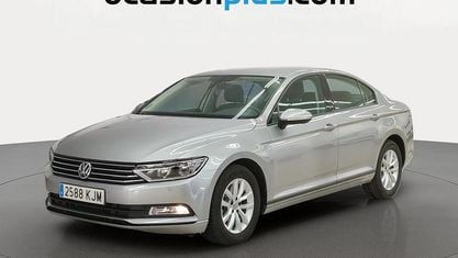 Używany VW Passat Edition 120 KM (88 kW) 2018 Szary Sedan/Limuzyna